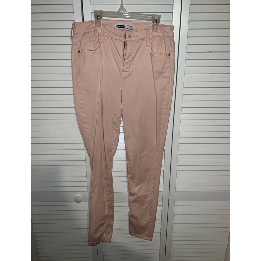 Pink skinny jeans
